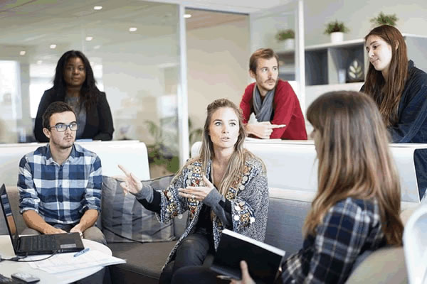 Team meeting about the Importance of LinkedIn Marketing